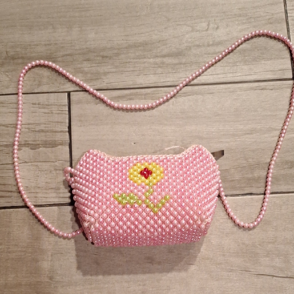 🦔Pink Beaded Crossbody Bag with Floral Design🐬